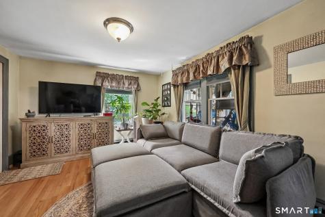 26 Florence Street Newington CT 06111