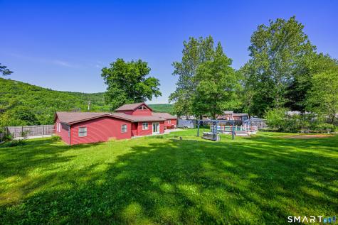 1481 Waterbury Road Thomaston CT 06787