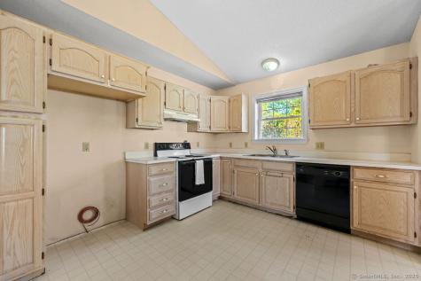 6 Spoonville Road East Granby CT 06026