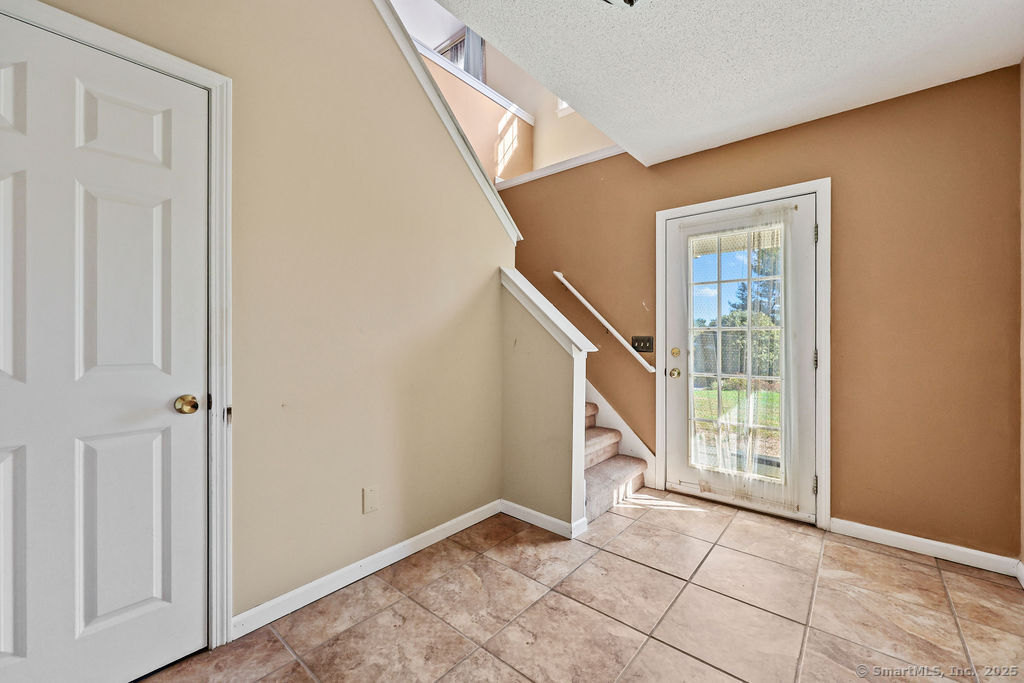 6 Spoonville Road East Granby CT 06026