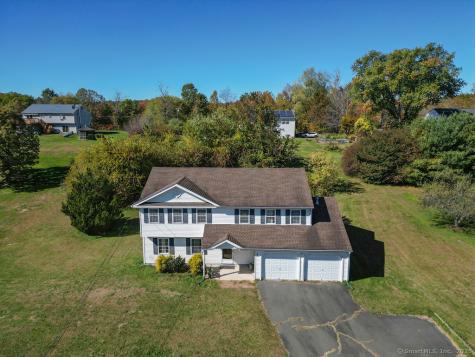 6 Spoonville Road East Granby CT 06026