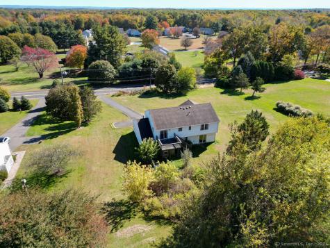 6 Spoonville Road East Granby CT 06026