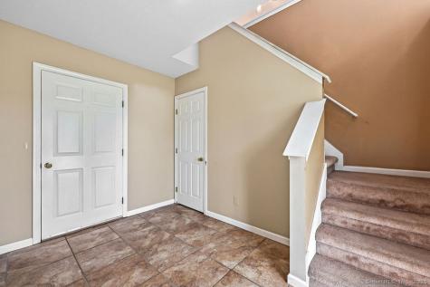 6 Spoonville Road East Granby CT 06026