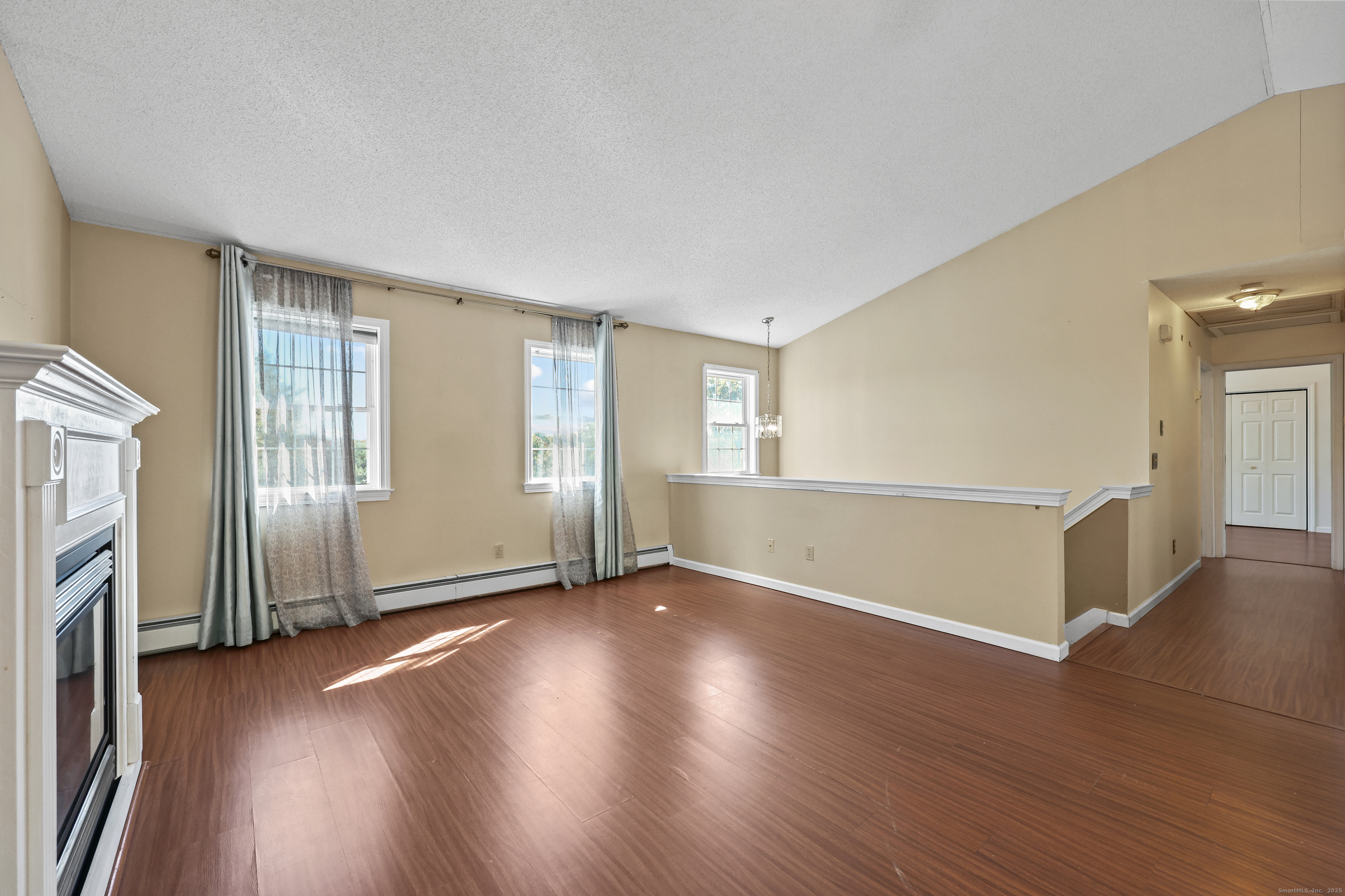 6 Spoonville Road East Granby CT 06026