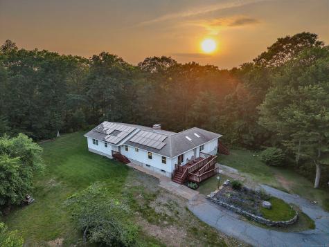 219 Doyle Road Montville CT 06370