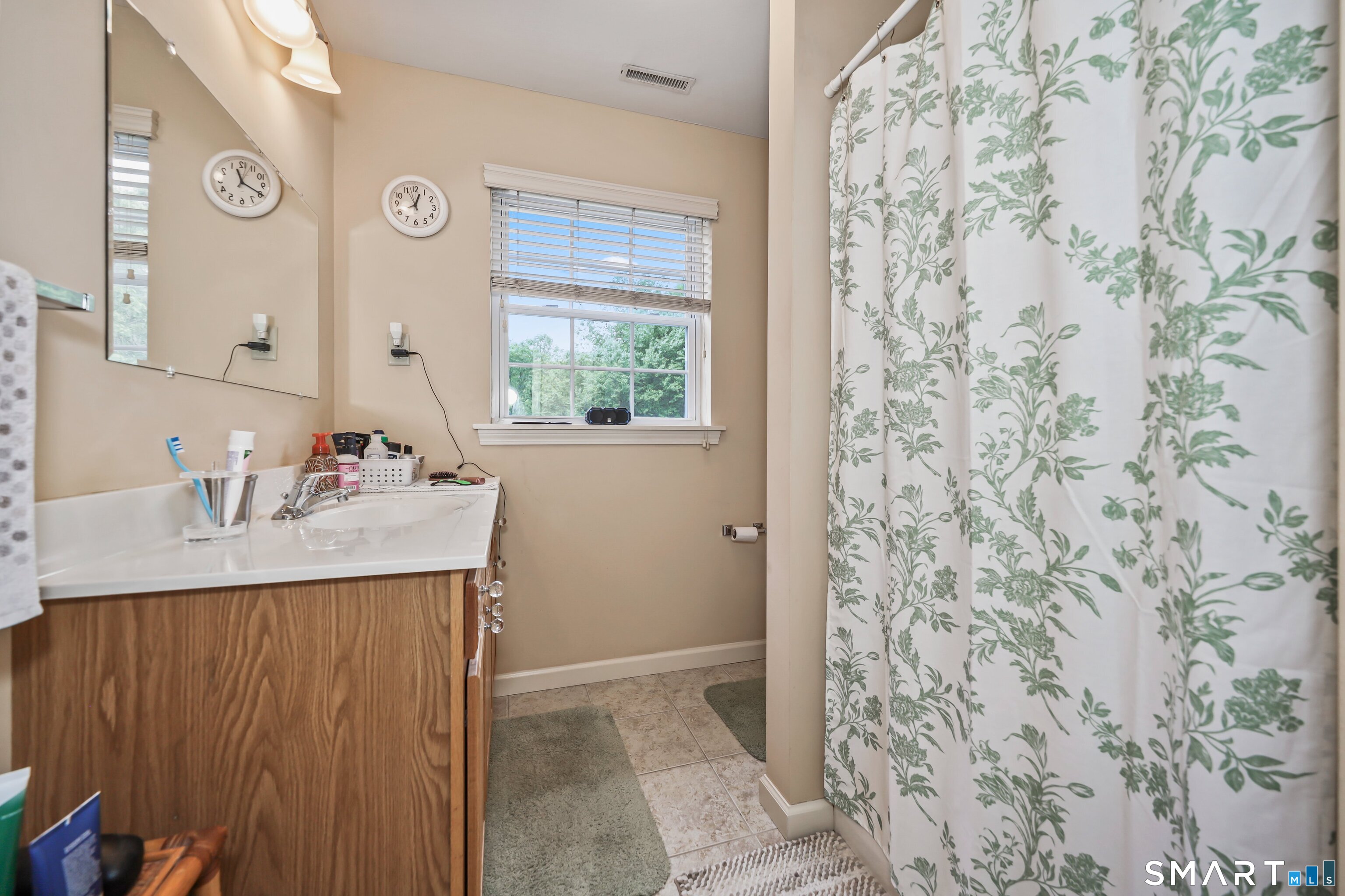 45 Wisteria Drive Naugatuck CT 06770