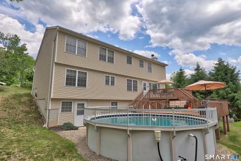 45 Wisteria Drive Naugatuck CT 06770