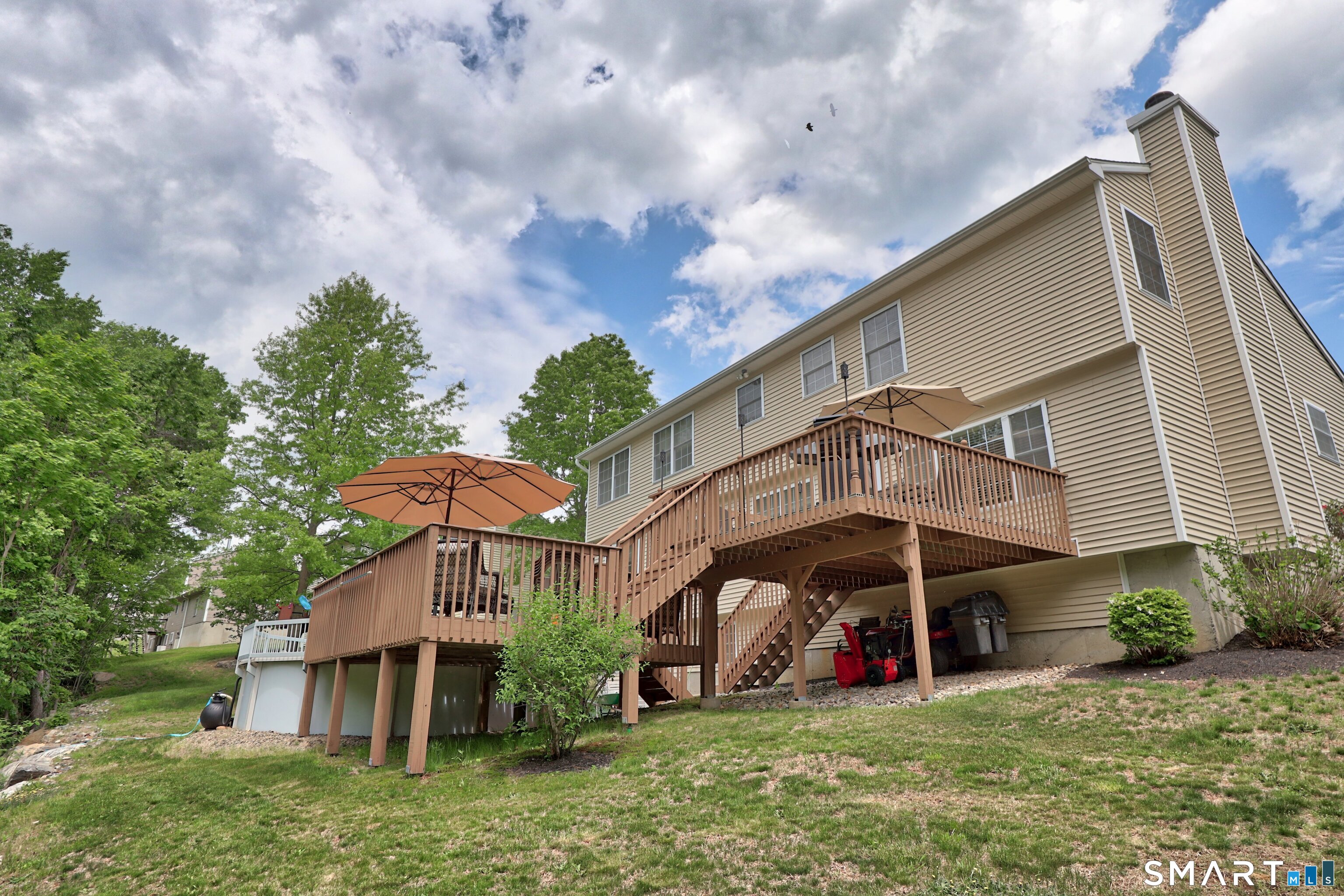 45 Wisteria Drive Naugatuck CT 06770