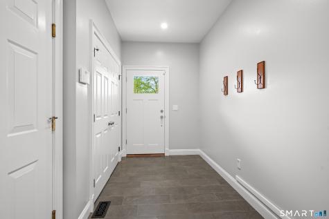 18 North Nabby Road Danbury CT 06811