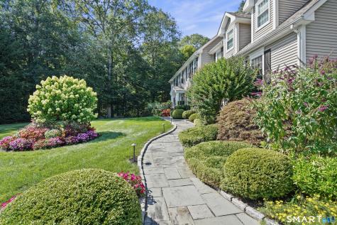 18 North Nabby Road Danbury CT 06811