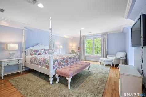 18 North Nabby Road Danbury CT 06811