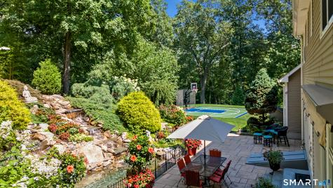 18 North Nabby Road Danbury CT 06811