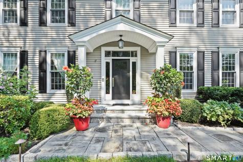 18 North Nabby Road Danbury CT 06811