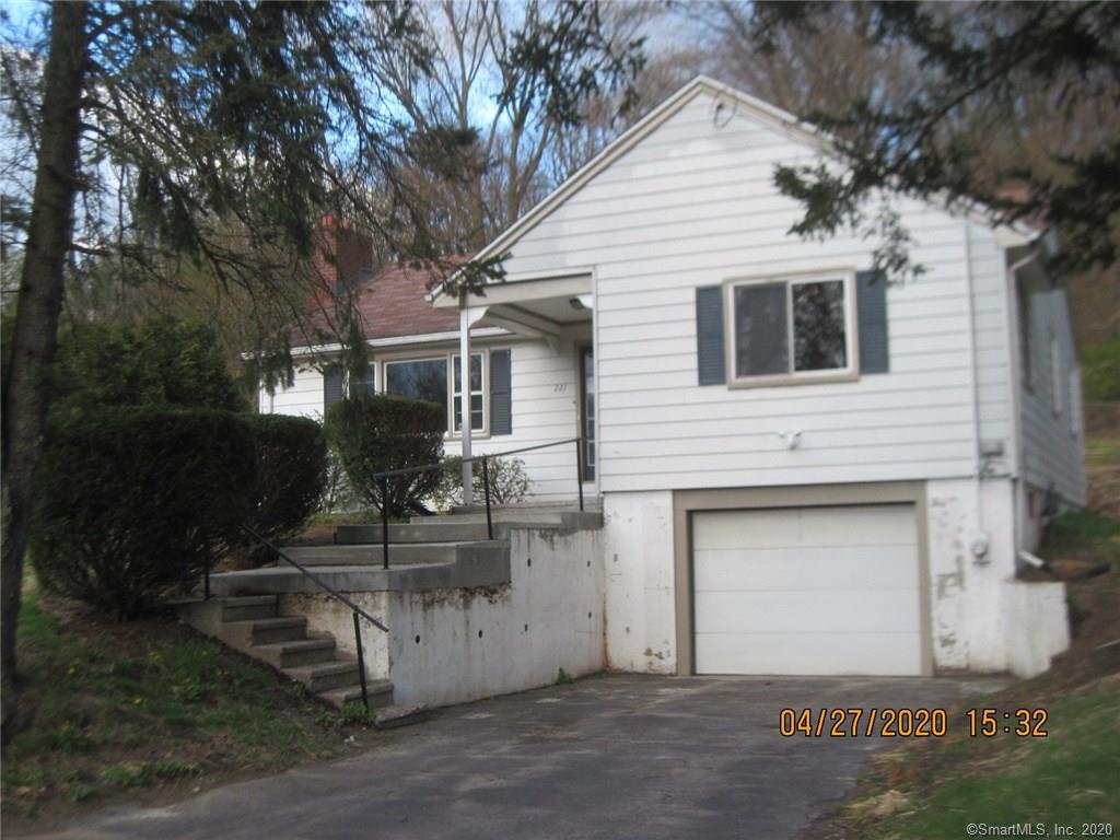 221 Laurel Street East Haven CT 06512