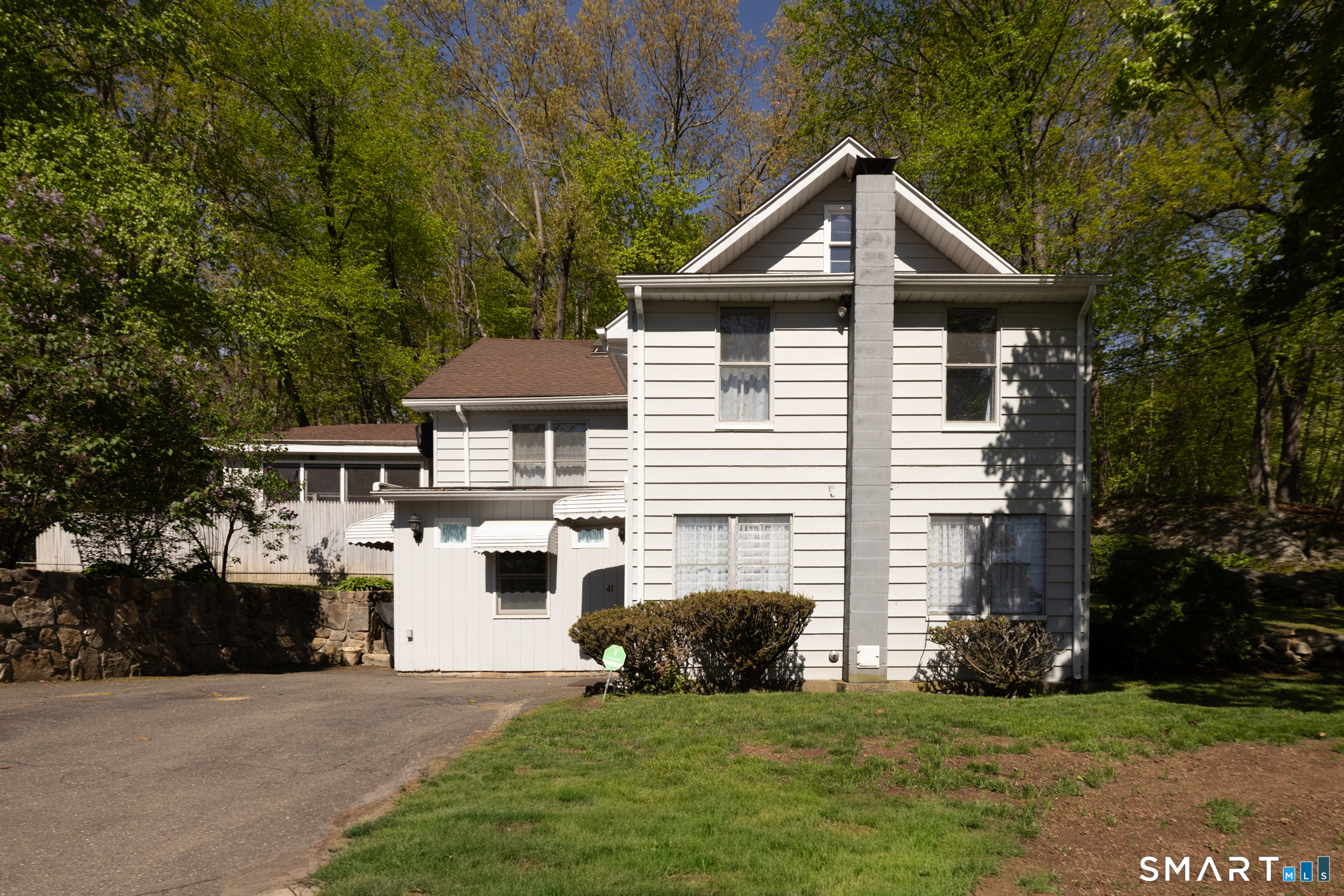 41 Chester Avenue Waterbury CT 06704