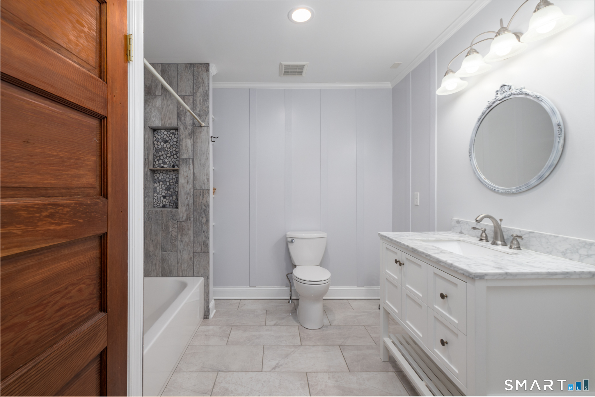 41 Chester Avenue Waterbury CT 06704