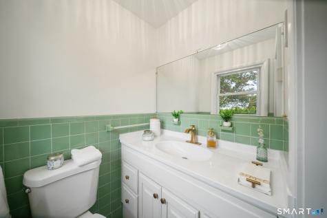 20 Mountain View Drive Waterbury CT 06706