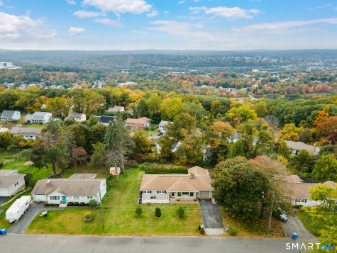 20 Mountain View Drive Waterbury CT 06706