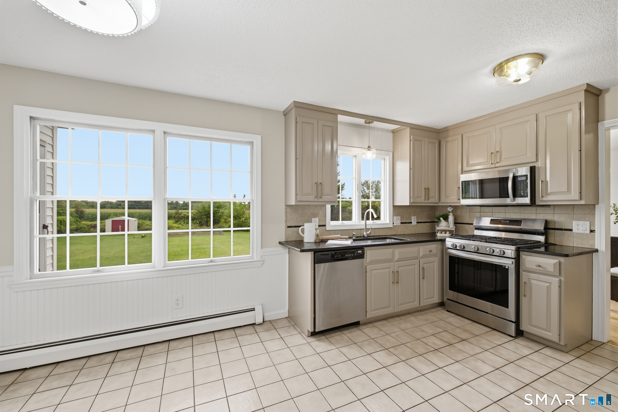 35 Heritage Drive South Windsor CT 06074