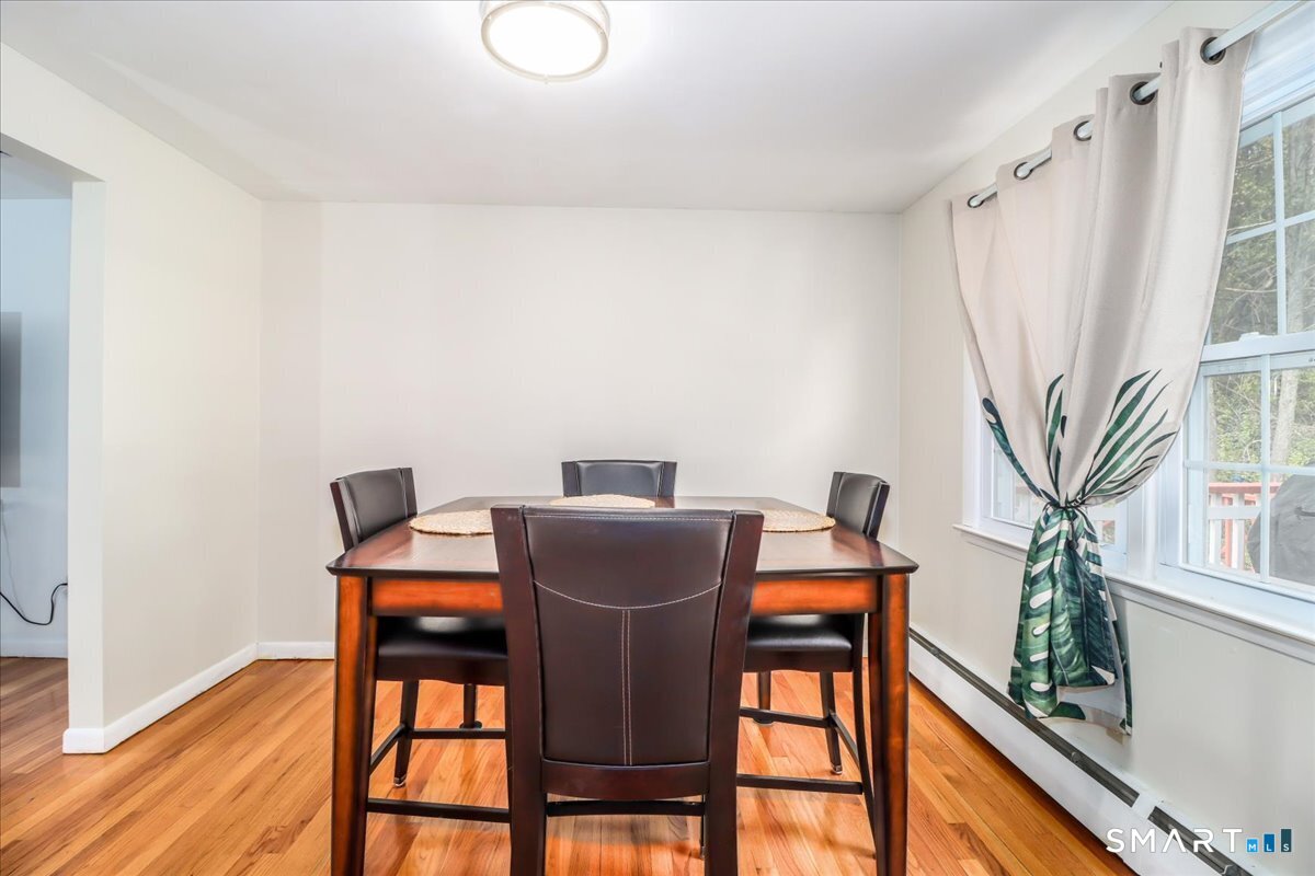 16 Chestnut Drive Derby CT 06418