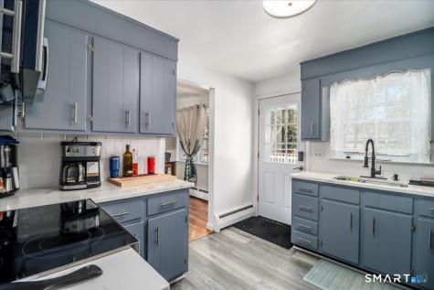 16 Chestnut Drive Derby CT 06418