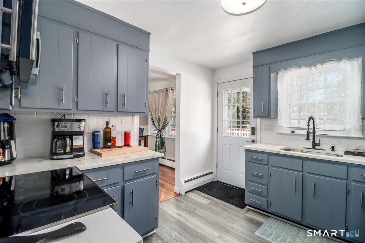 16 Chestnut Drive Derby CT 06418