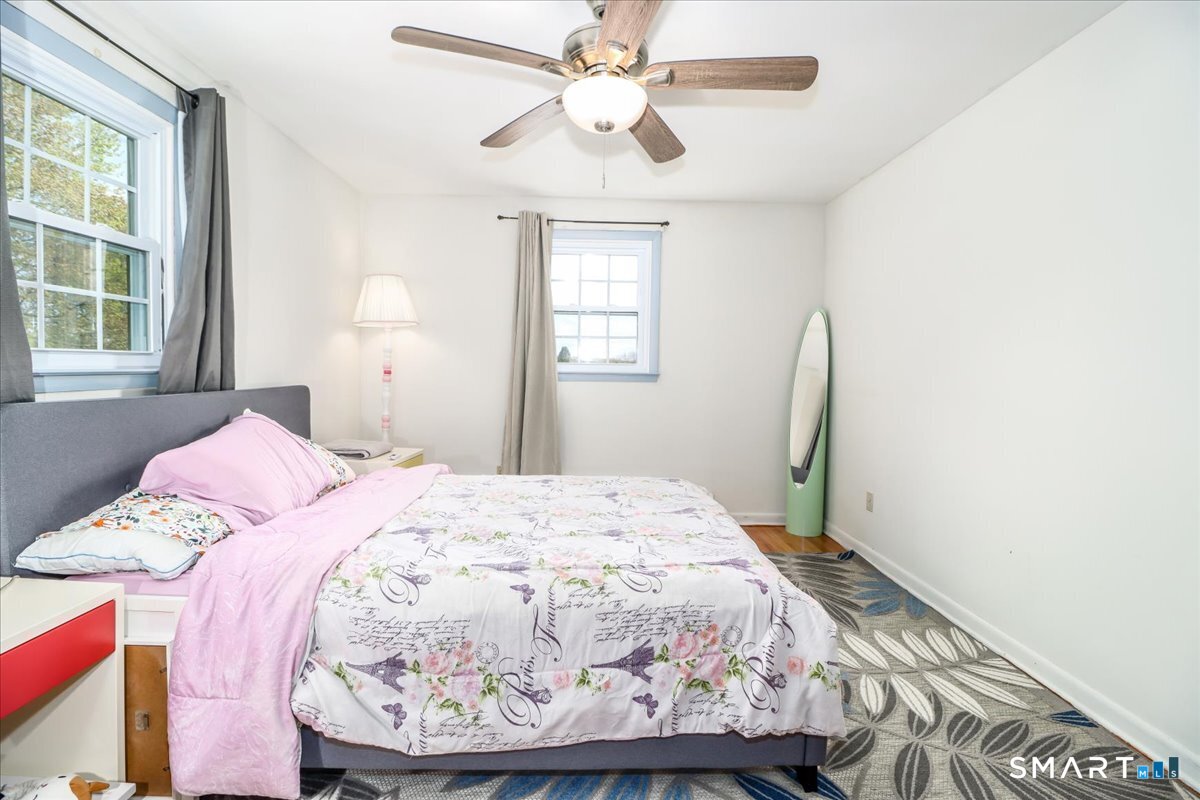 16 Chestnut Drive Derby CT 06418