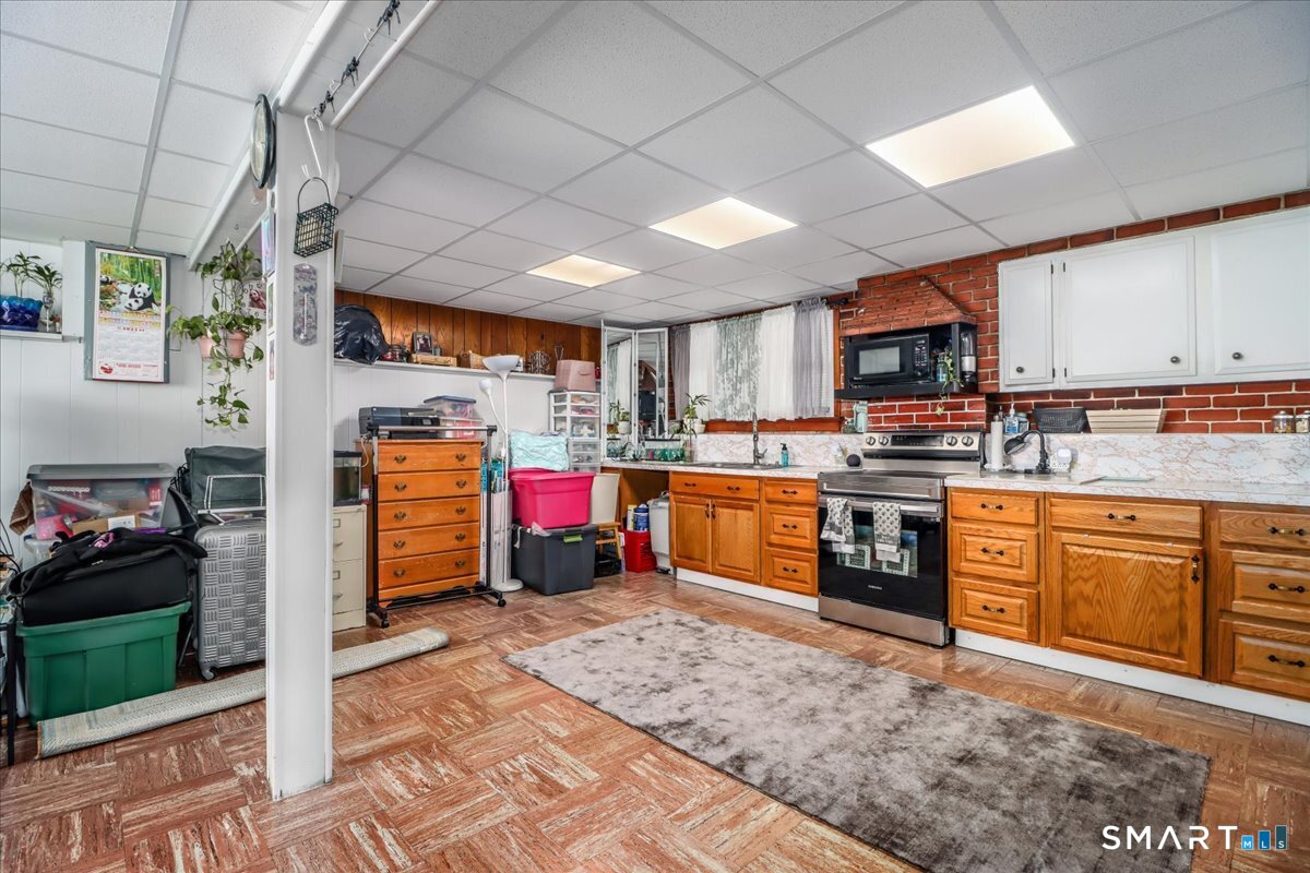 16 Chestnut Drive Derby CT 06418