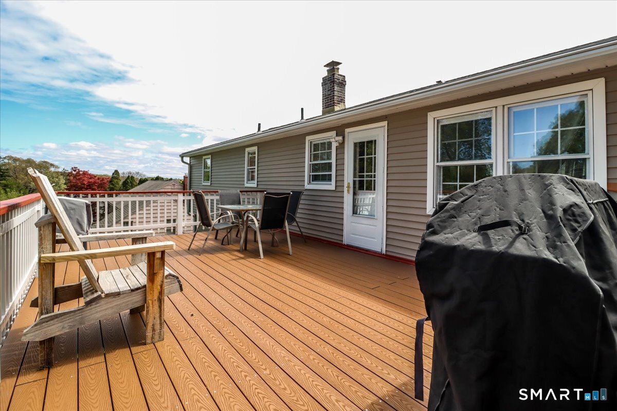 16 Chestnut Drive Derby CT 06418
