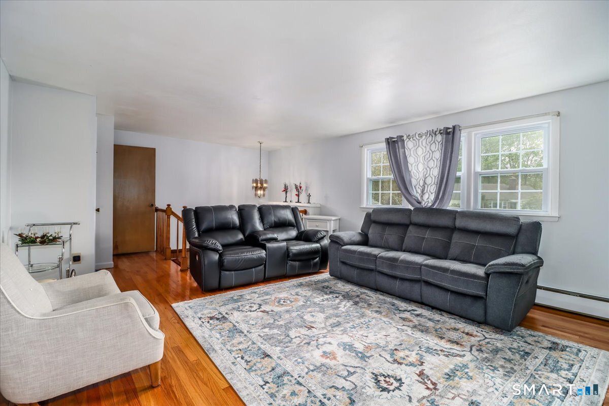 16 Chestnut Drive Derby CT 06418