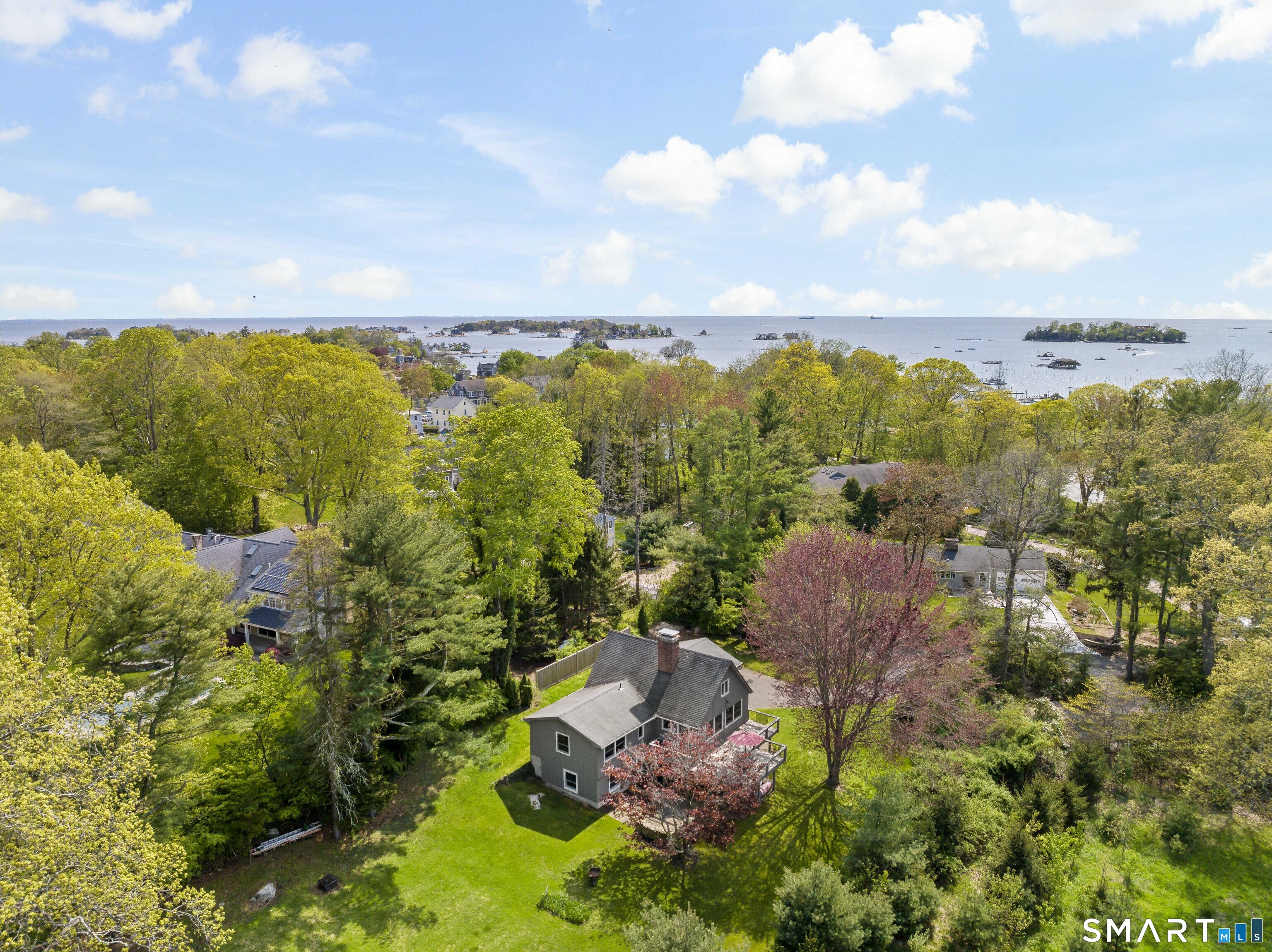 34 Squaw Brook Road Branford CT 06405