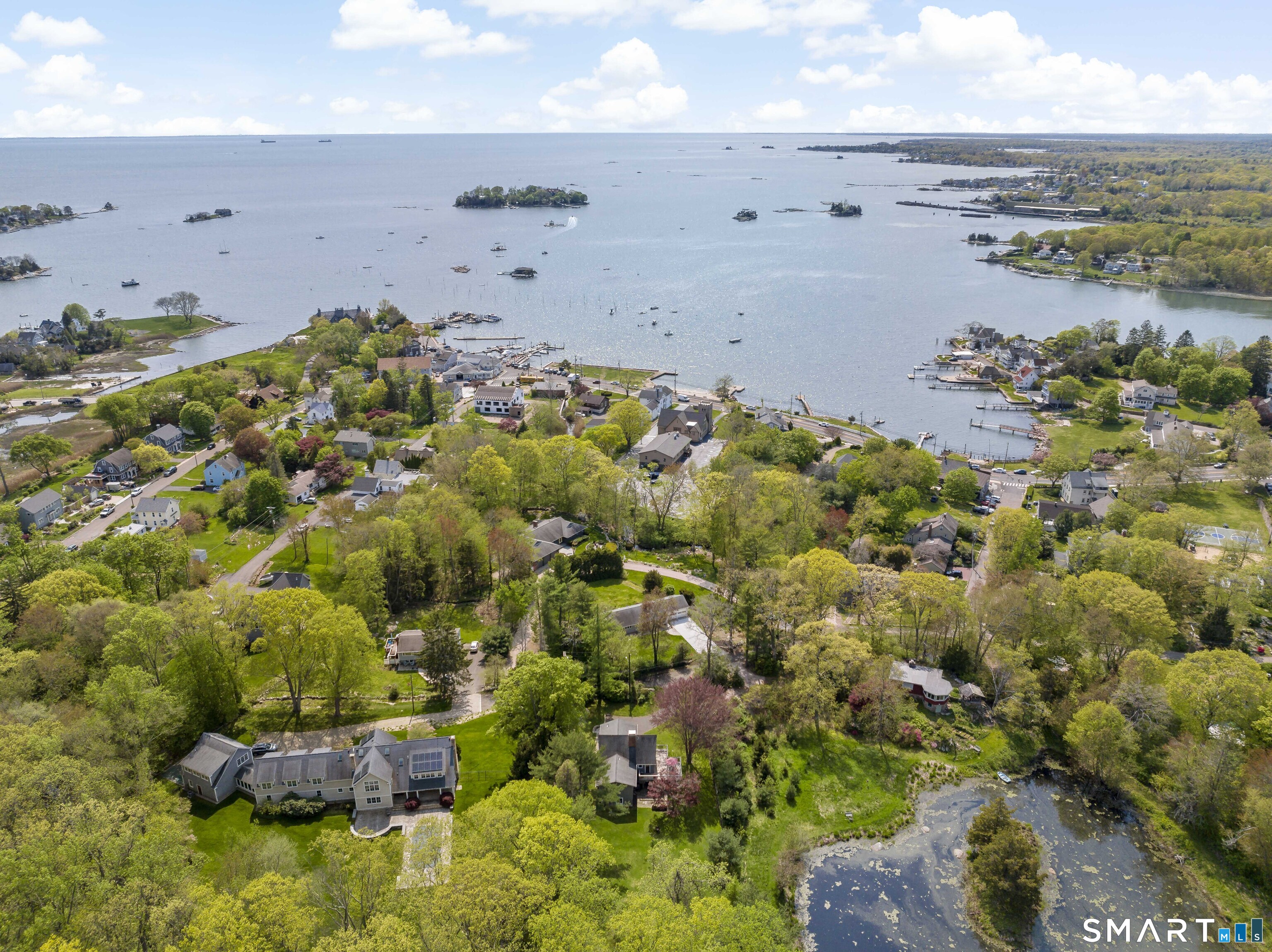 34 Squaw Brook Road Branford CT 06405