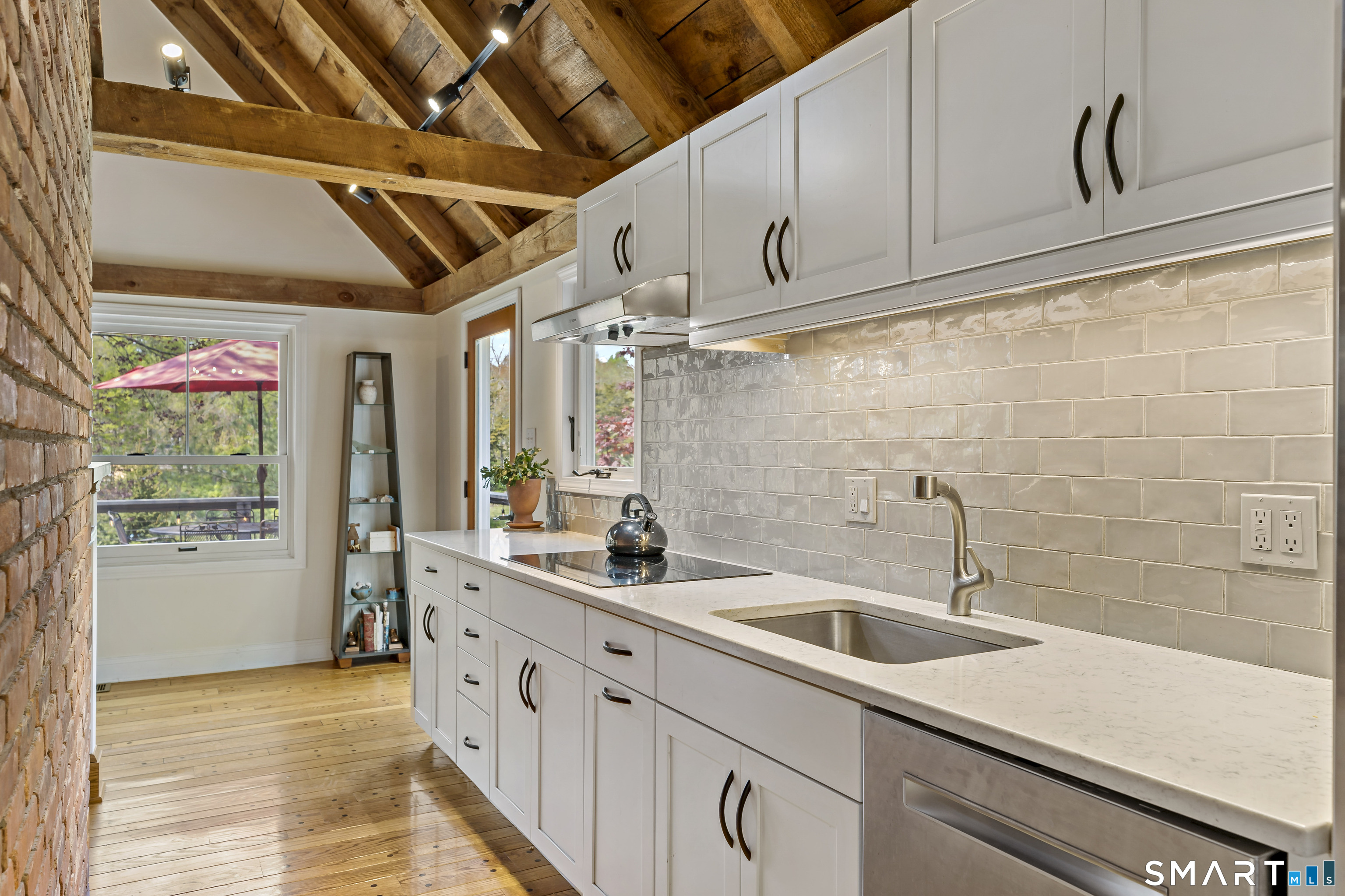 34 Squaw Brook Road Branford CT 06405