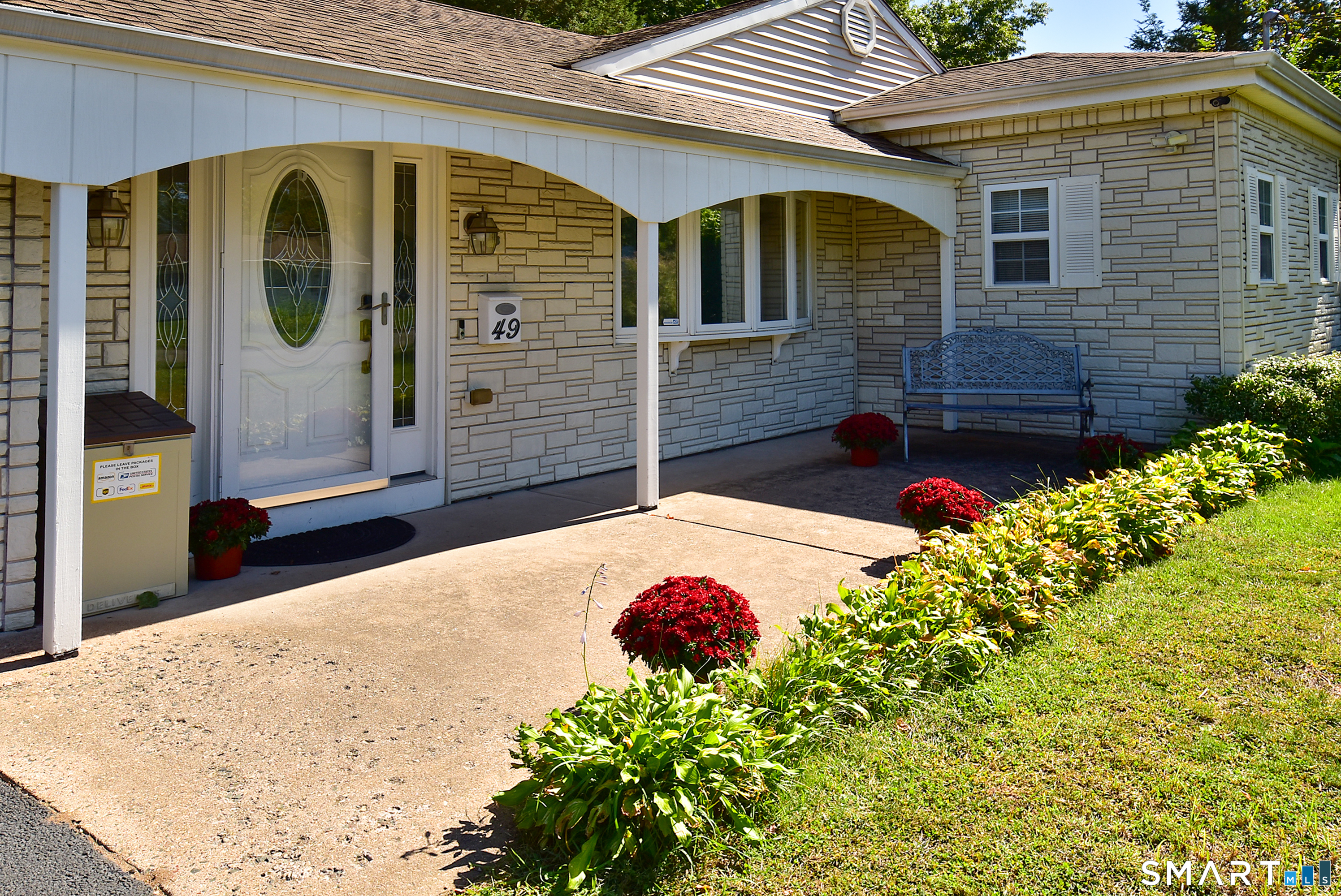 49 Green Manor Avenue Windsor CT 06095