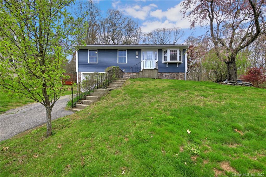 22 Rain Dance Circle Naugatuck CT 06770