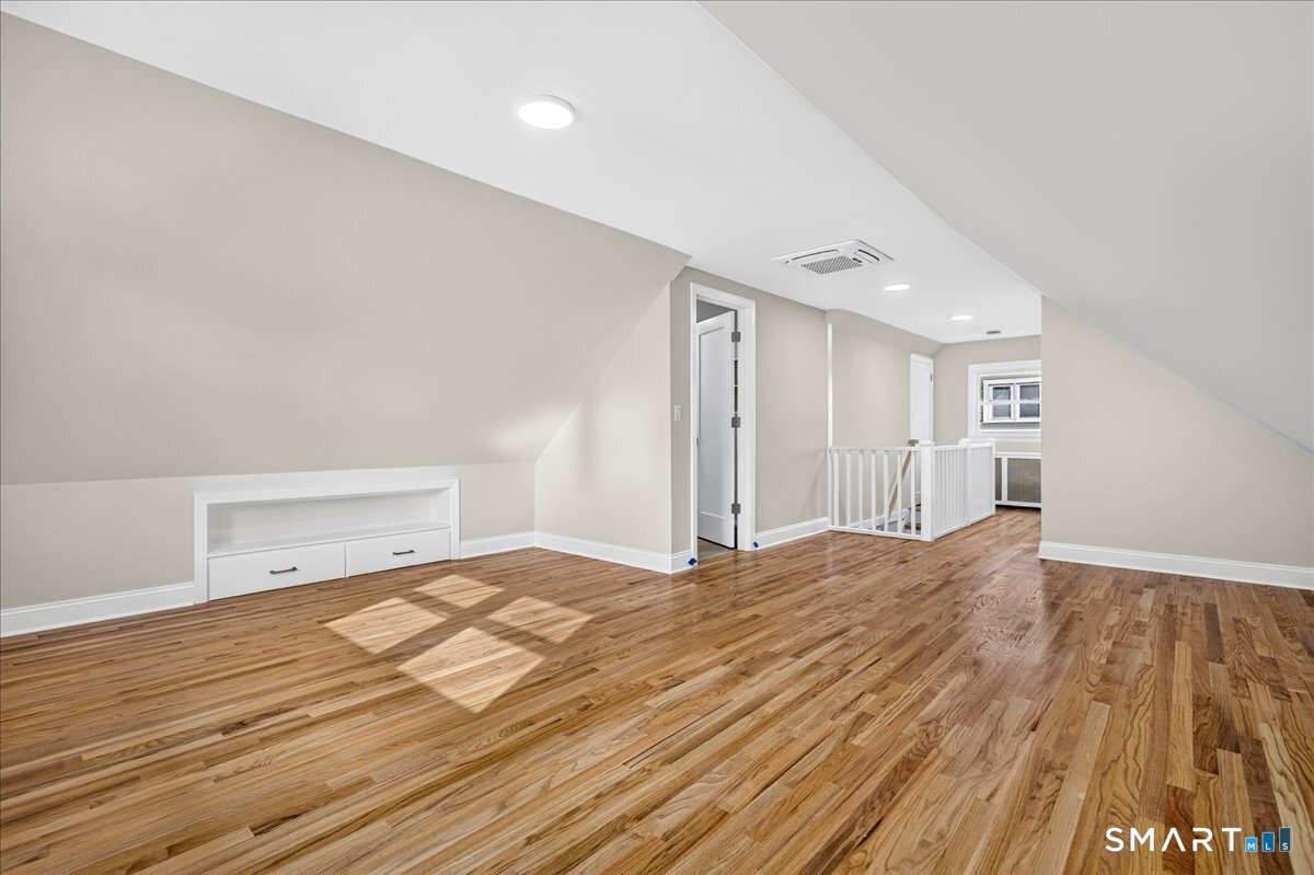 106 Moritz Place Fairfield CT 06824
