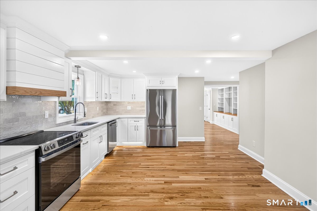 106 Moritz Place Fairfield CT 06824