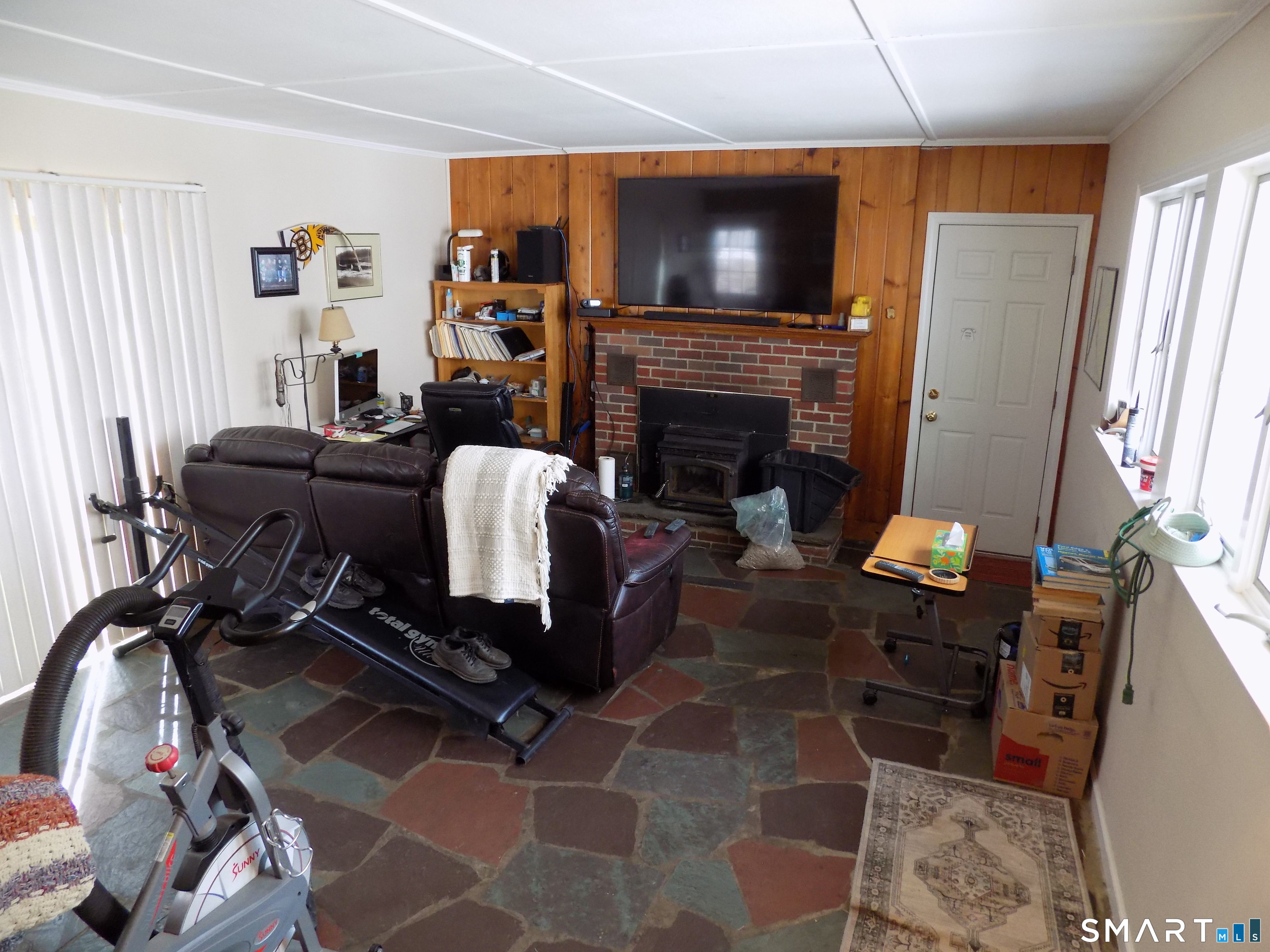 40 Woodland Street Bristol CT 06010