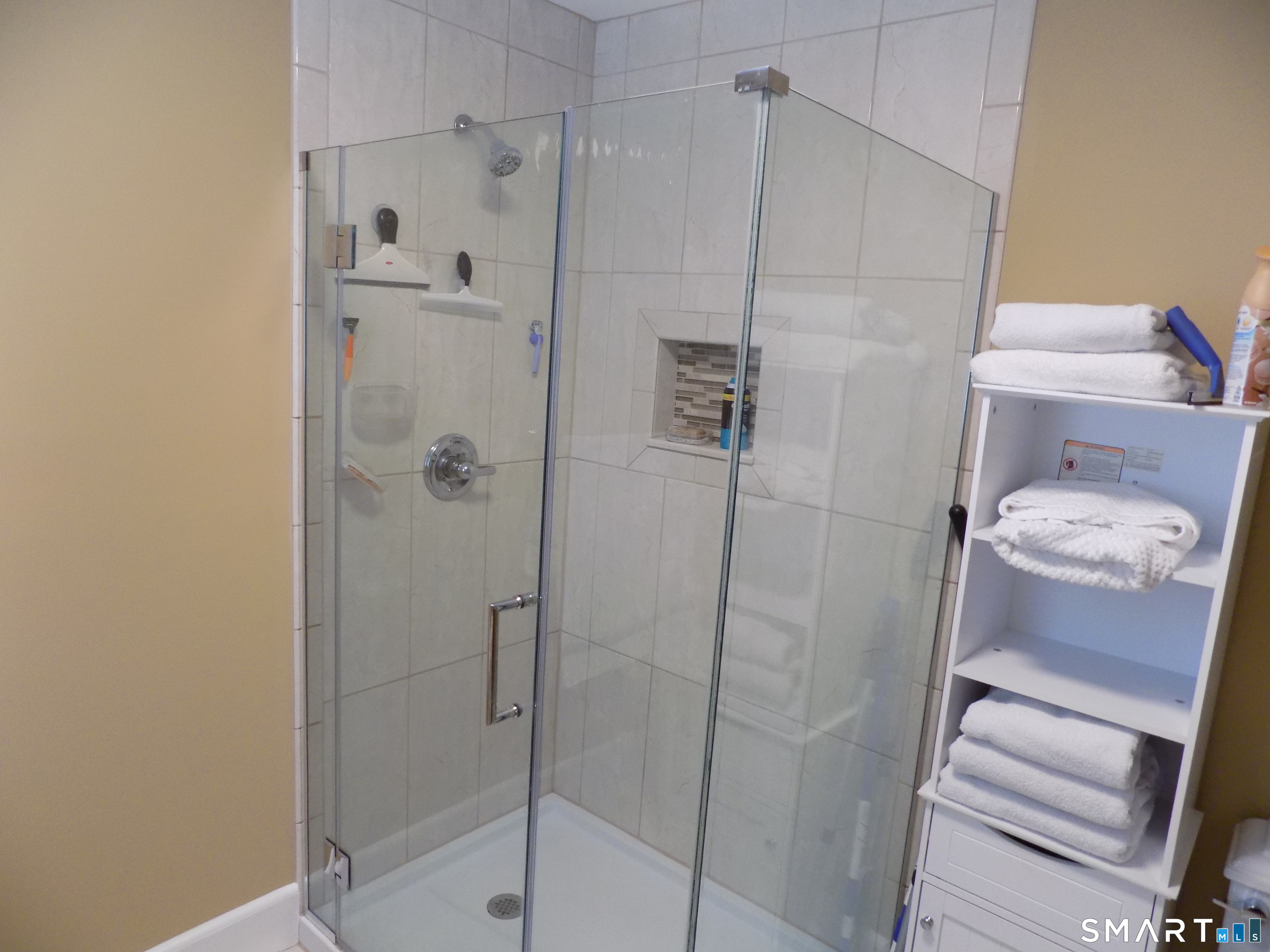 40 Woodland Street Bristol CT 06010