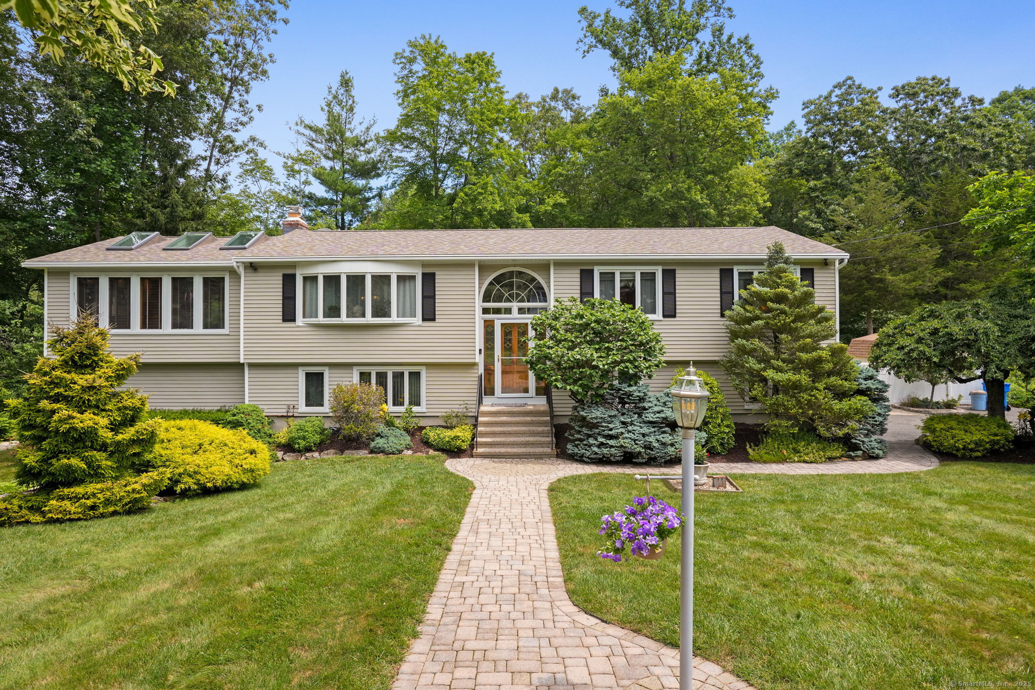 31 Astor Drive Shelton CT 06484