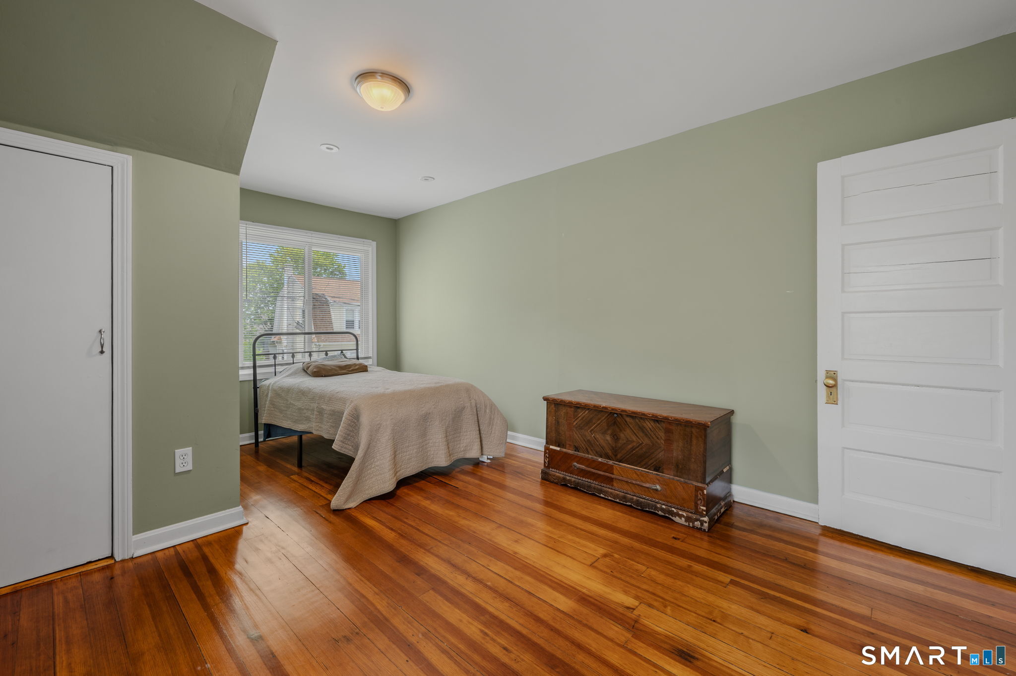 53 Gorton Street New London CT 06320