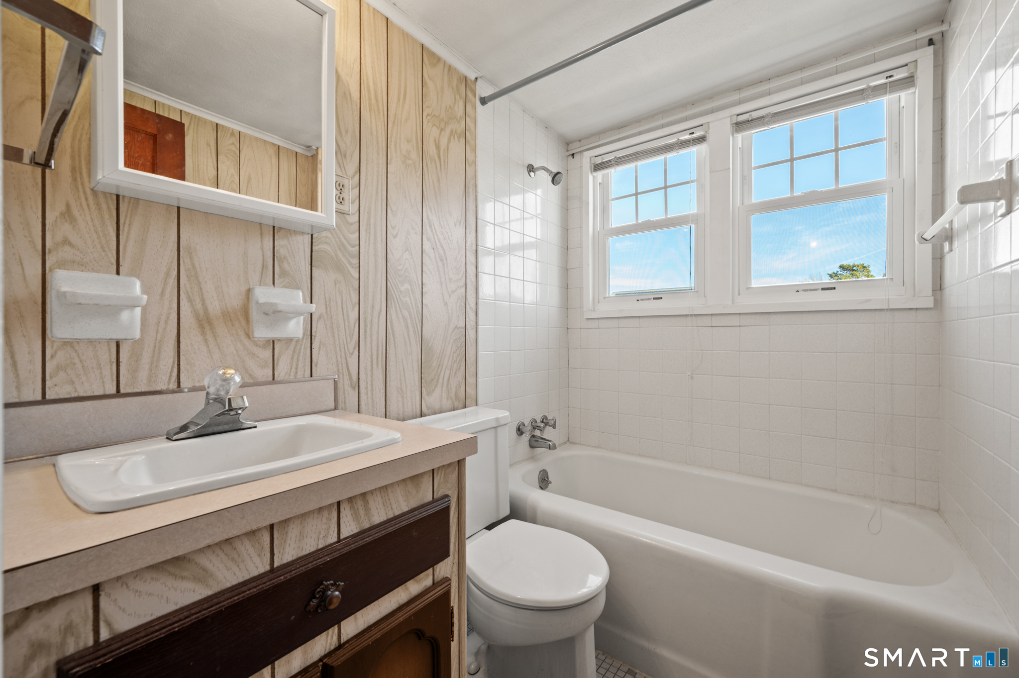 86 Sycamore Street Bristol CT 06010