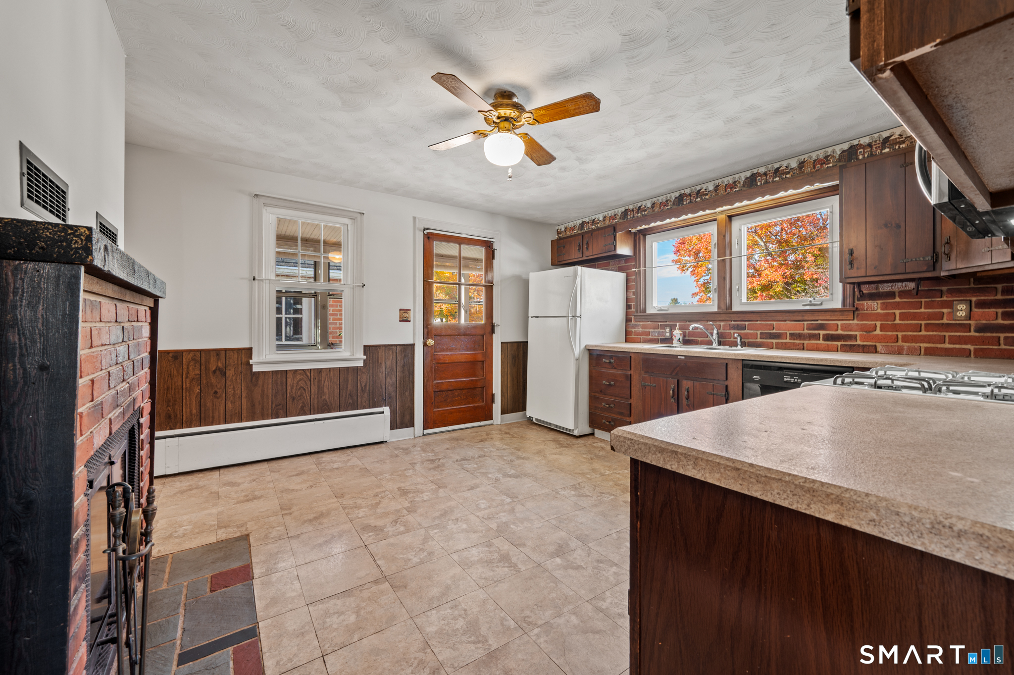 86 Sycamore Street Bristol CT 06010