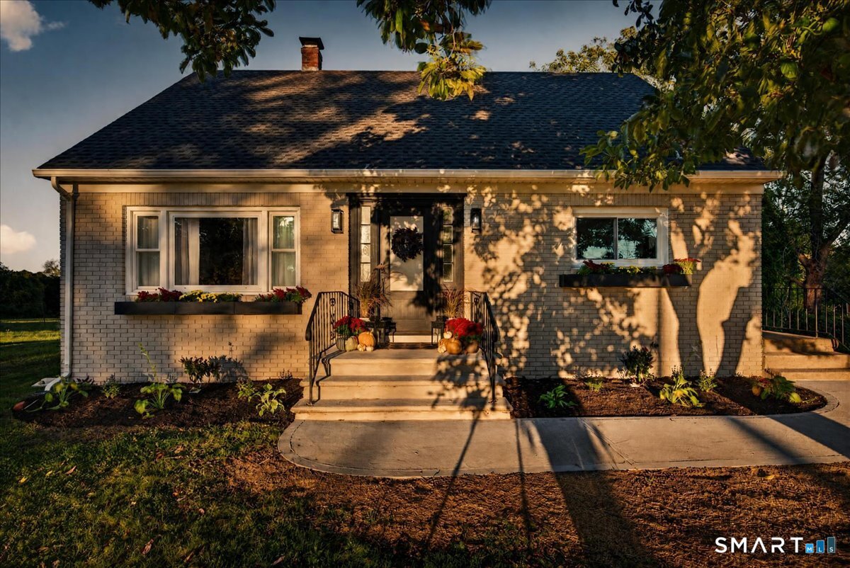 15 Lawler Lane Norwich CT 06360