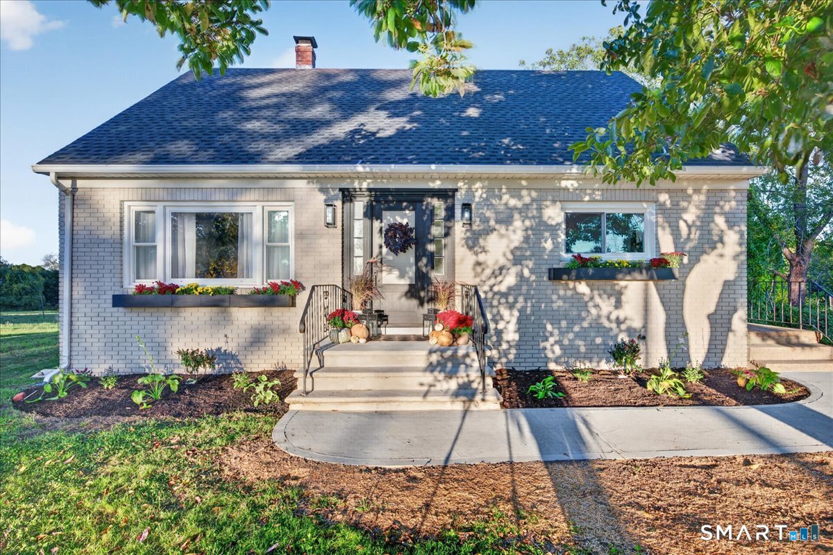 15 Lawler Lane Norwich CT 06360