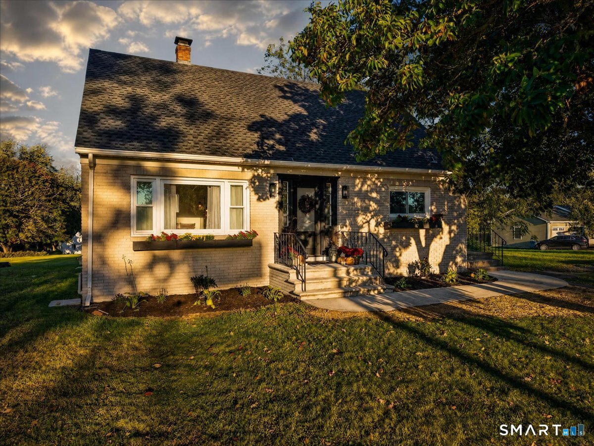 15 Lawler Lane Norwich CT 06360