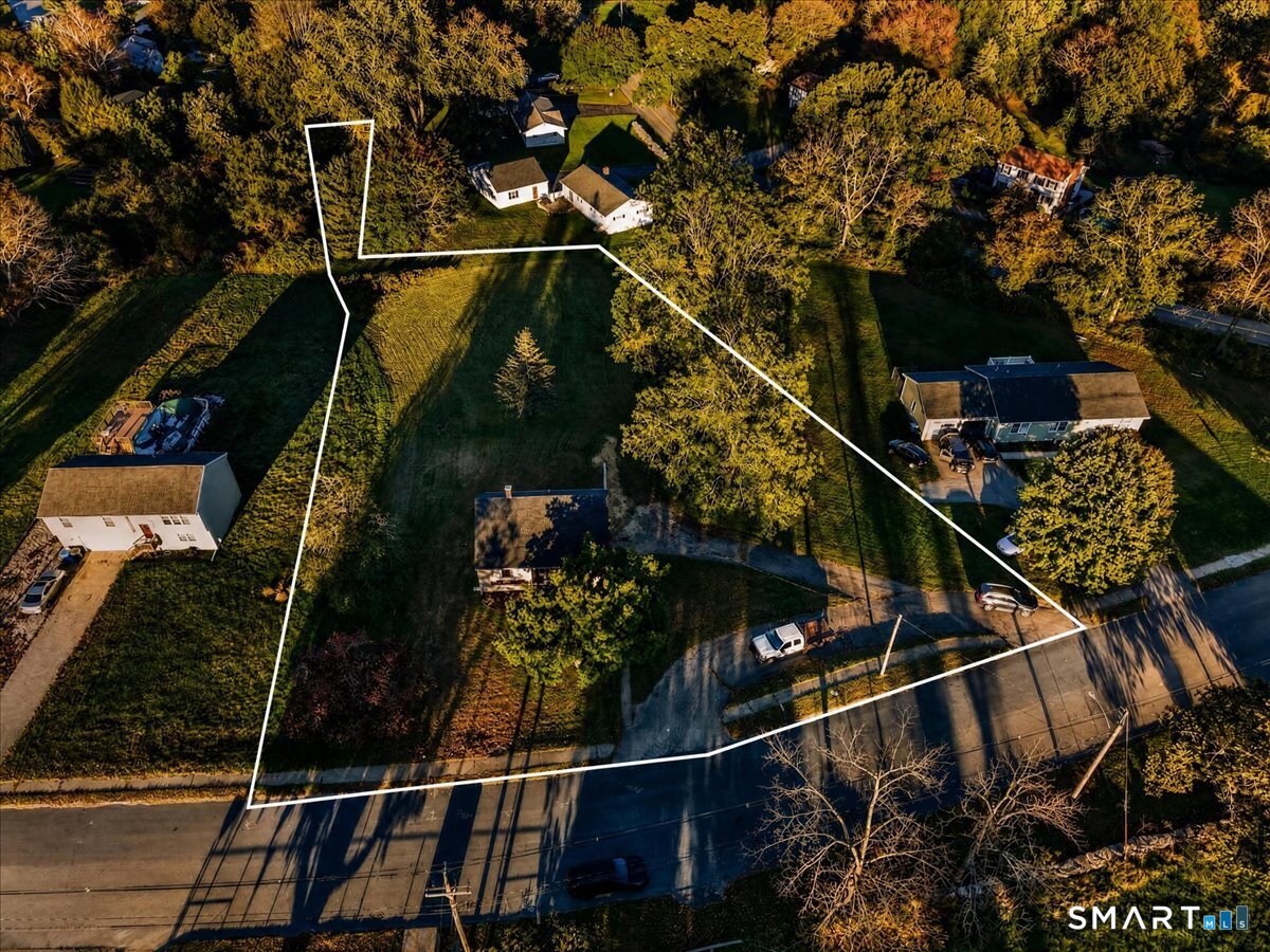 15 Lawler Lane Norwich CT 06360