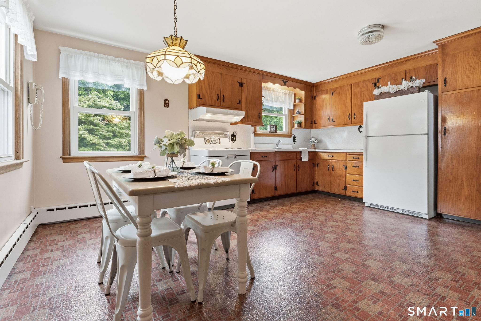 87 Lewis Street Middletown CT 06457
