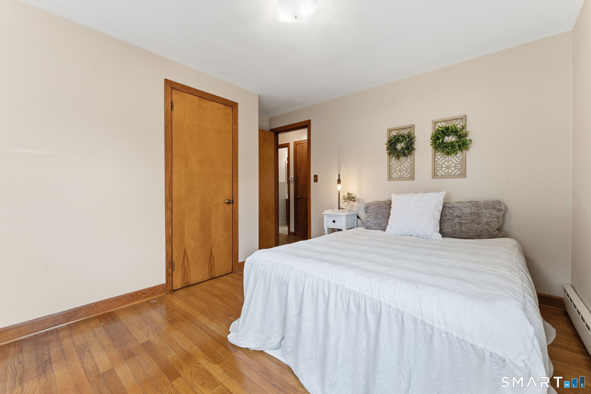 87 Lewis Street Middletown CT 06457