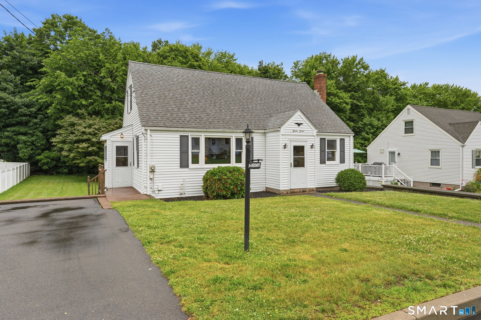 87 Lewis Street Middletown CT 06457